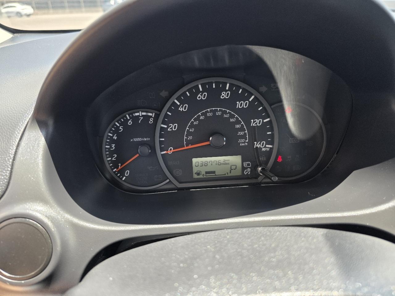 Mitsubishi Mirage ES CVT 2024
