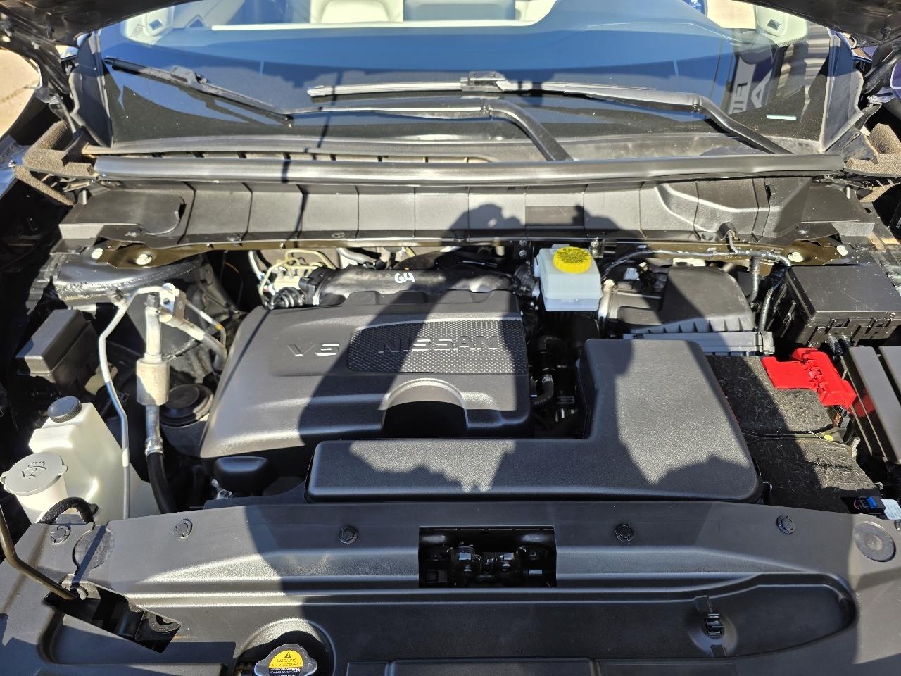 Nissan Pathfinder SL 2WD 2024