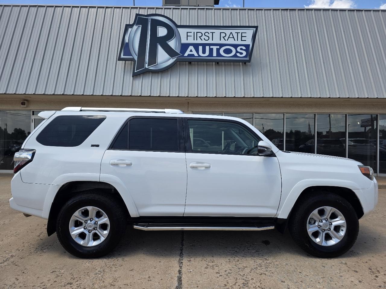 Toyota 4Runner RWD 4dr V6 SR5 Premium (Natl) 2016