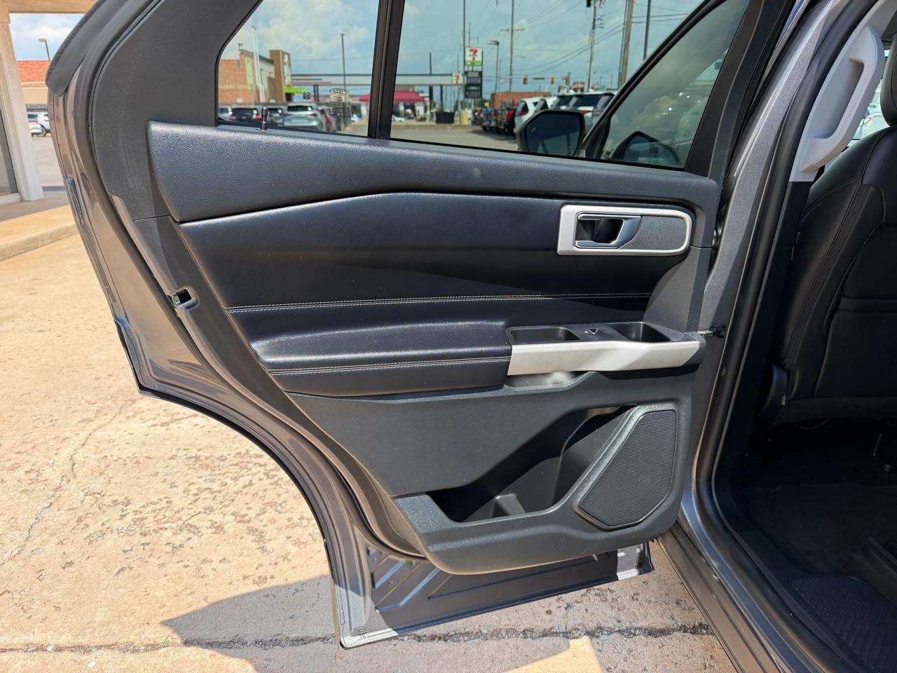 Ford Explorer XLT 4WD 2021