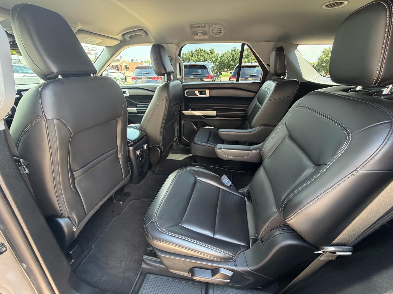 Ford Explorer XLT 4WD 2021