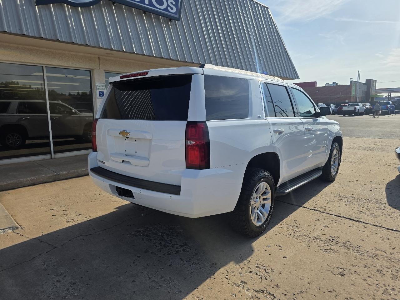 Chevrolet Tahoe 4WD 4dr LS 2016