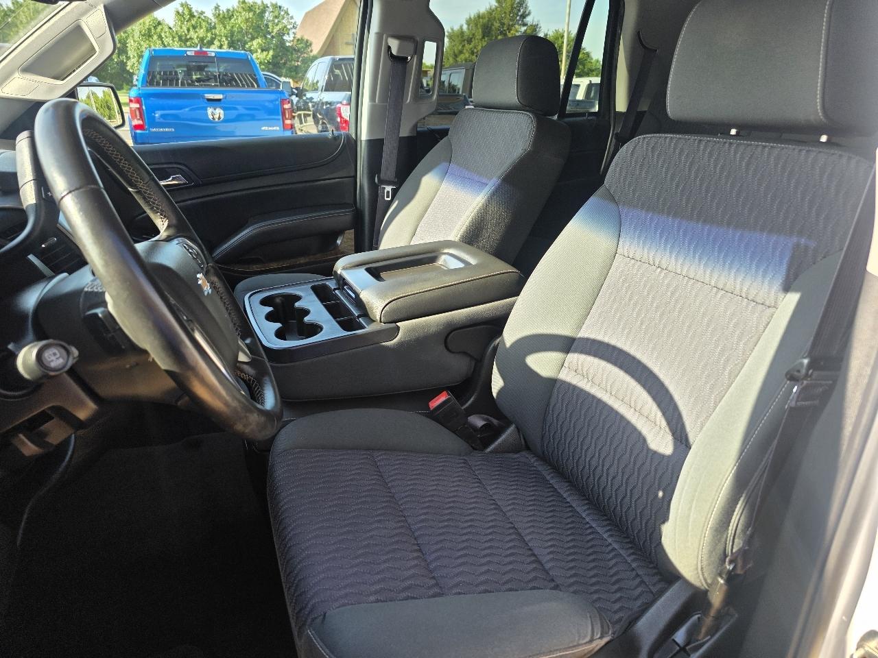 Chevrolet Tahoe 4WD 4dr LS 2016
