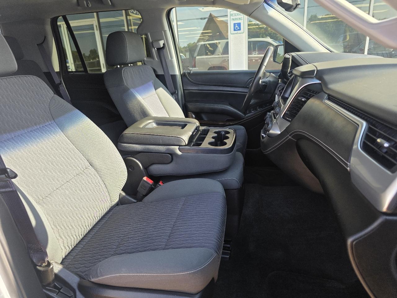 Chevrolet Tahoe 4WD 4dr LS 2016