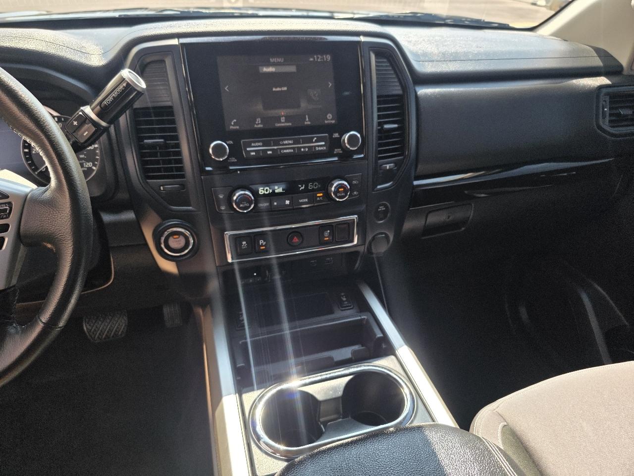 Nissan Titan 4x2 Crew Cab SV 2024