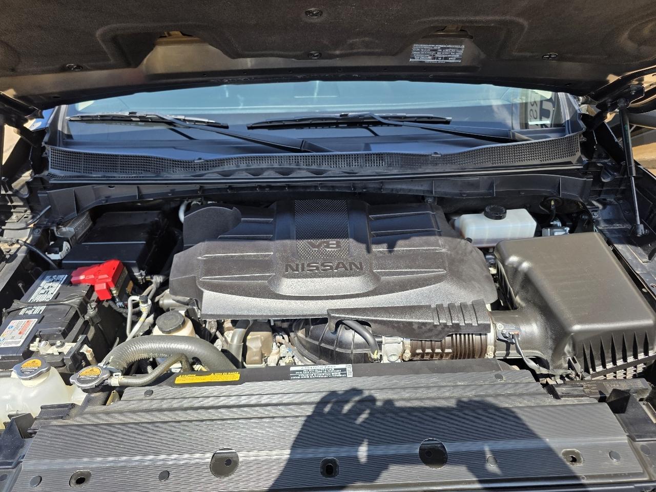 Nissan Titan 4x2 Crew Cab SV 2024