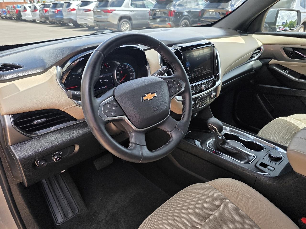 Chevrolet Traverse AWD 4dr LT Cloth w/1LT 2023