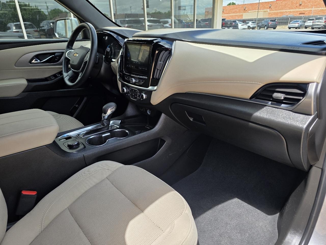 Chevrolet Traverse AWD 4dr LT Cloth w/1LT 2023