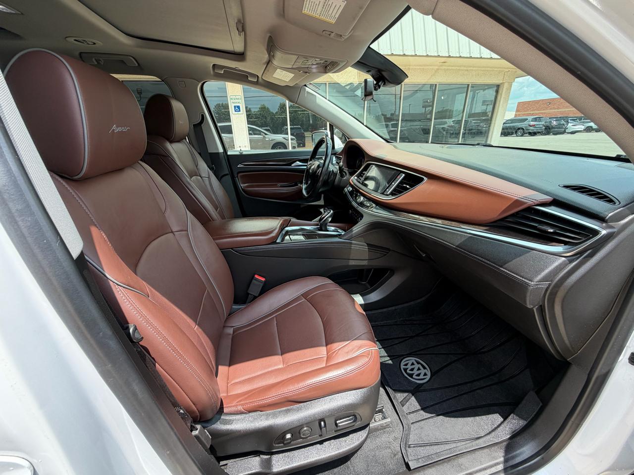 Buick Enclave AWD 4dr Avenir 2021