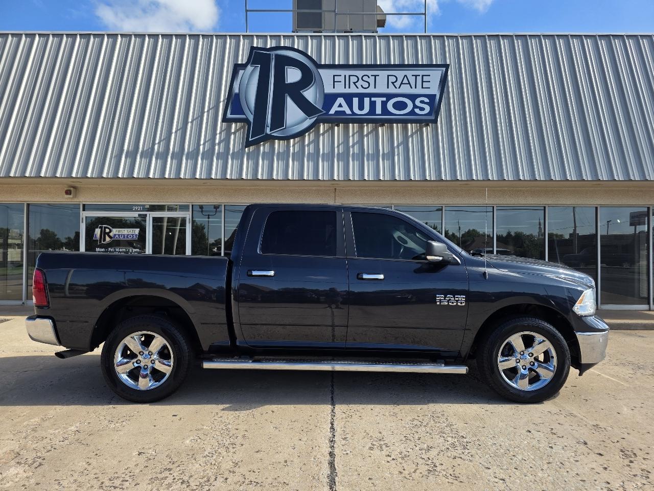 RAM 1500 4WD Crew Cab 140.5" Big Horn 2014