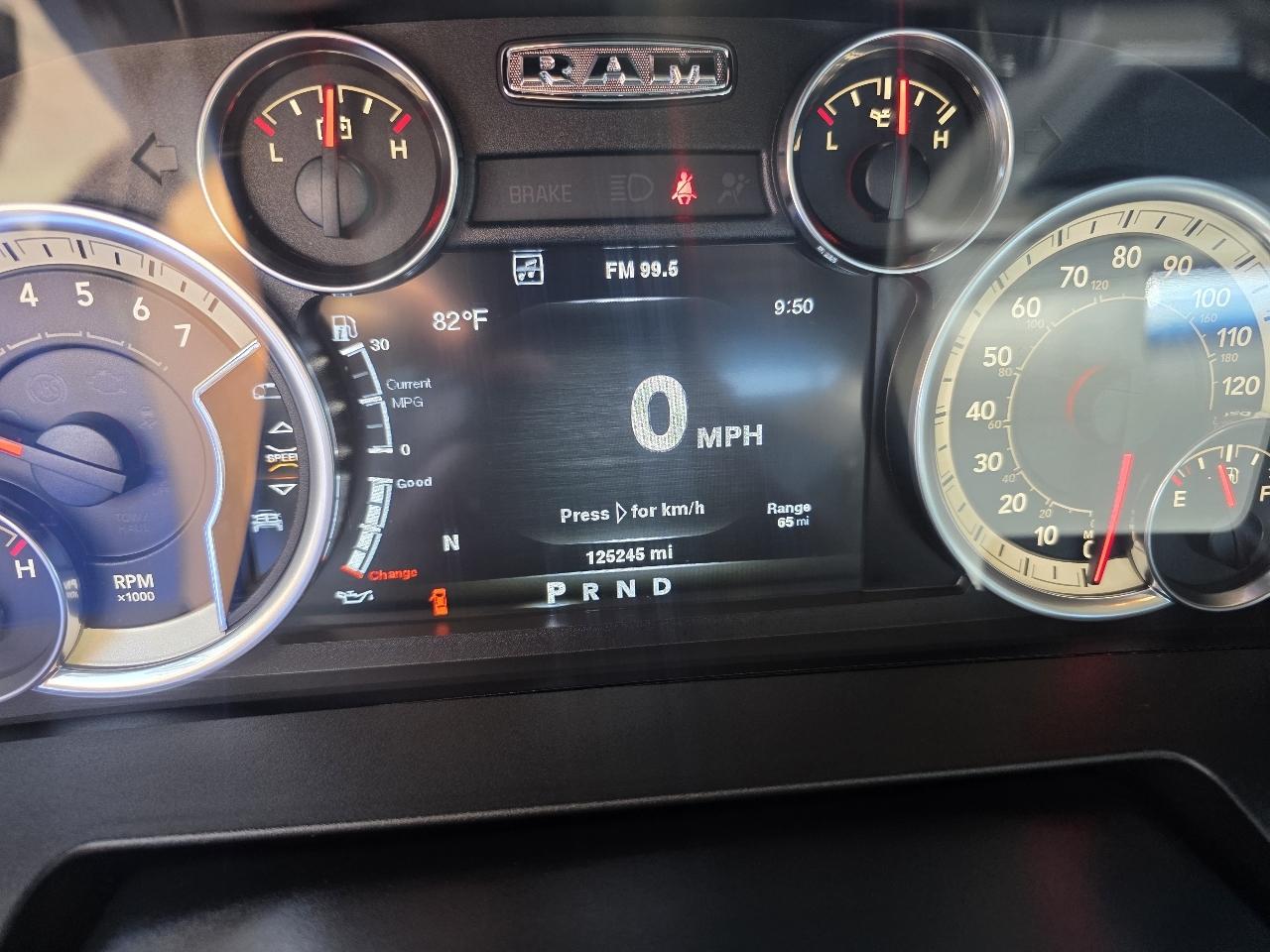 RAM 1500 4WD Crew Cab 140.5" Big Horn 2014