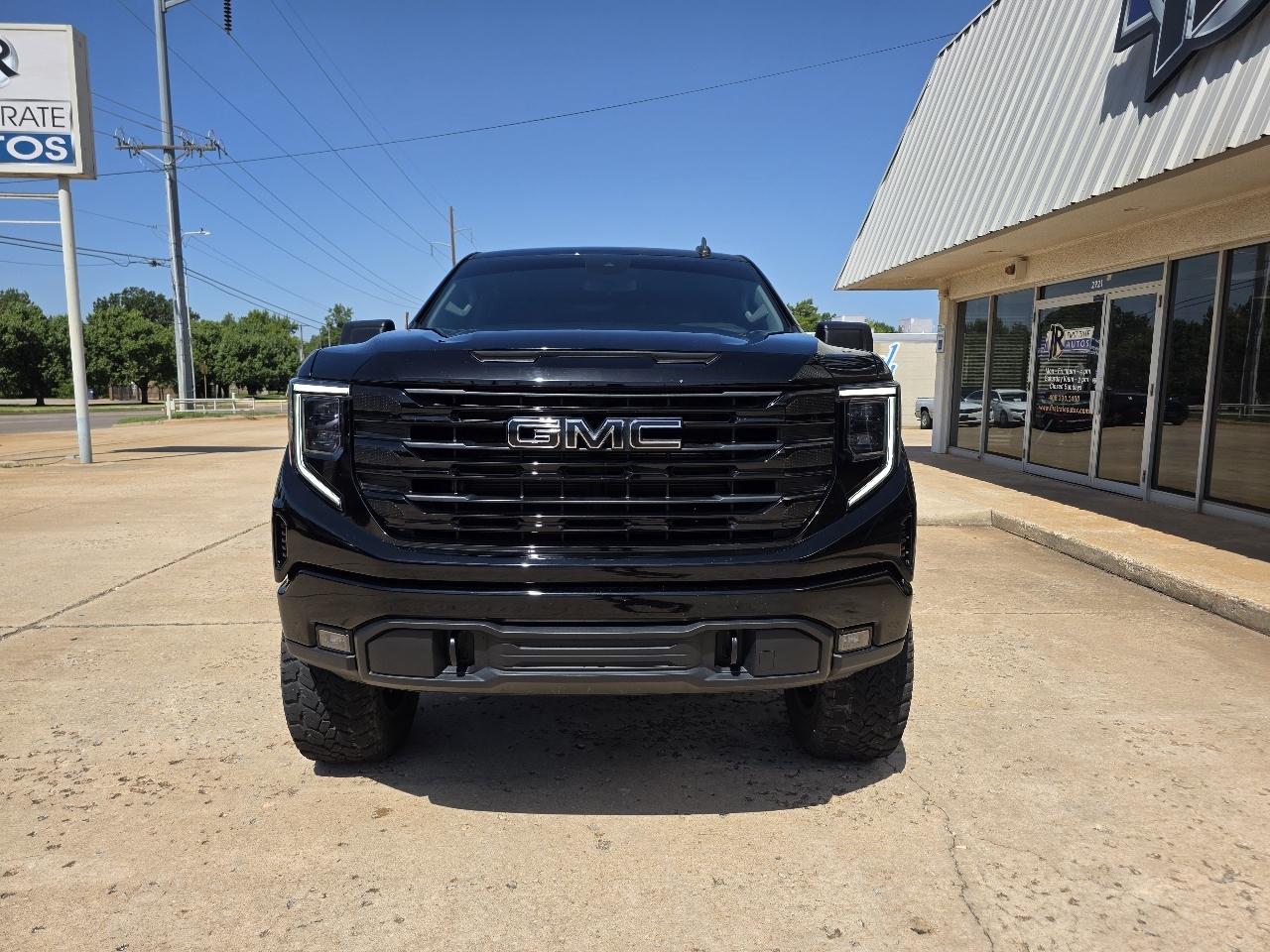 GMC Sierra 1500 4WD Crew Cab 147" Elevation w/3SB 2024