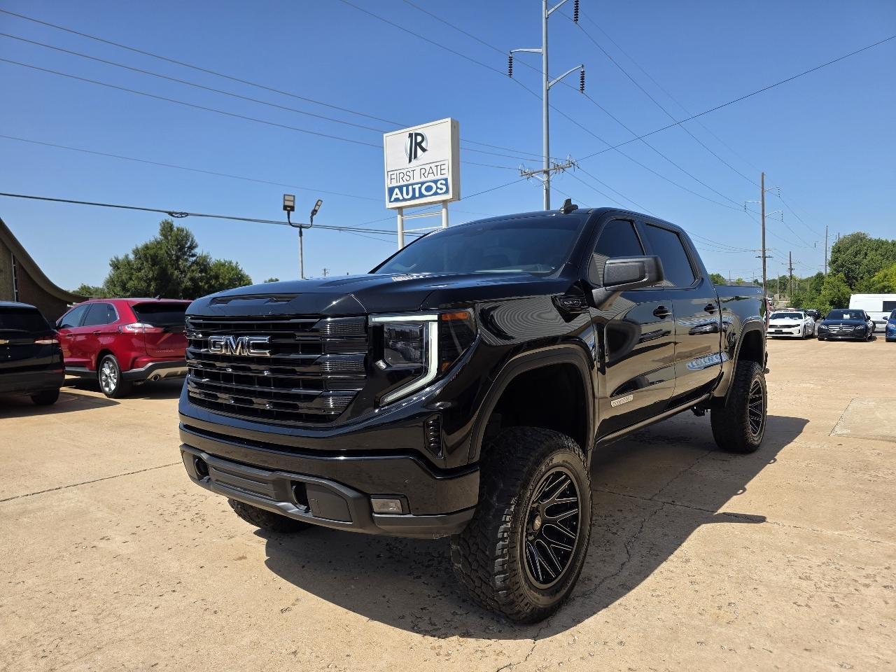 GMC Sierra 1500 4WD Crew Cab 147" Elevation w/3SB 2024