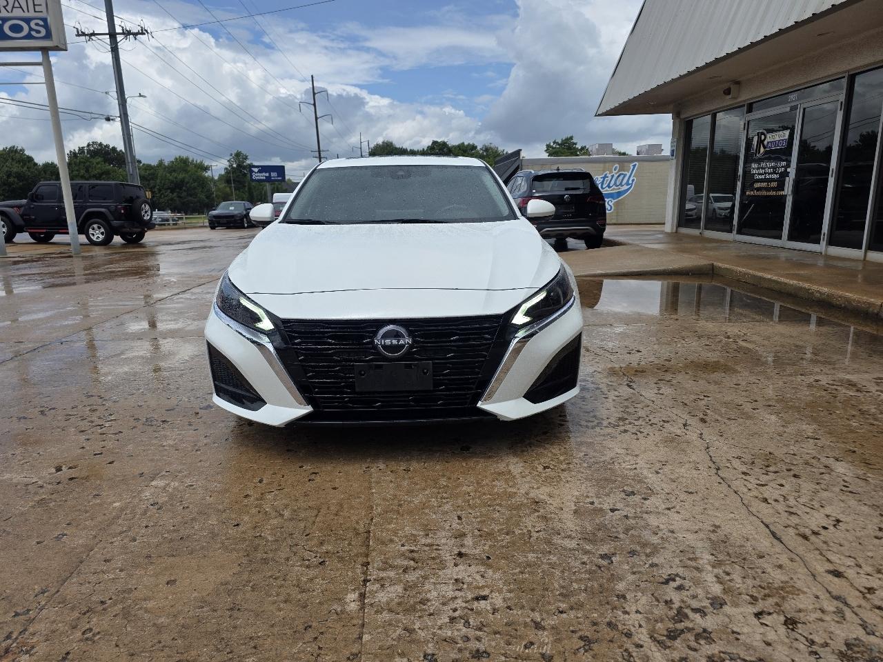Nissan Altima 2.5 SL Sedan 2023