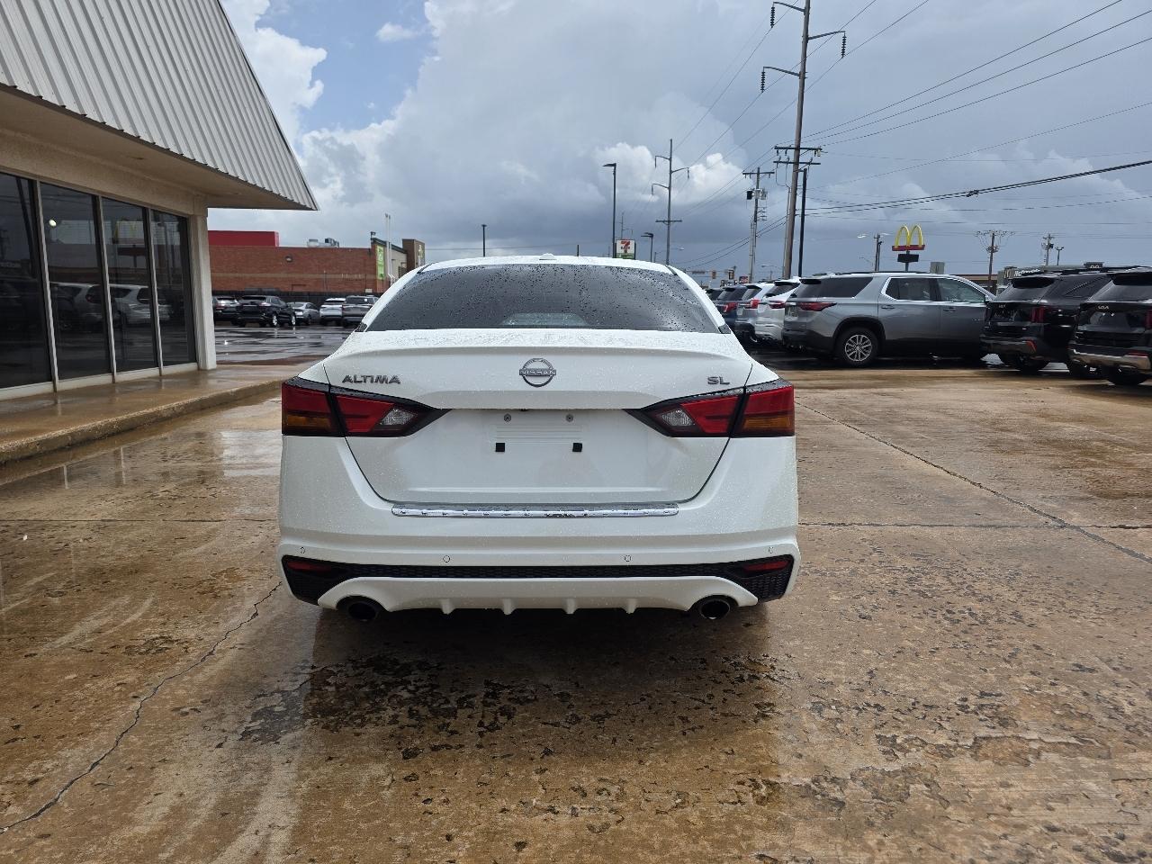 Nissan Altima 2.5 SL Sedan 2023
