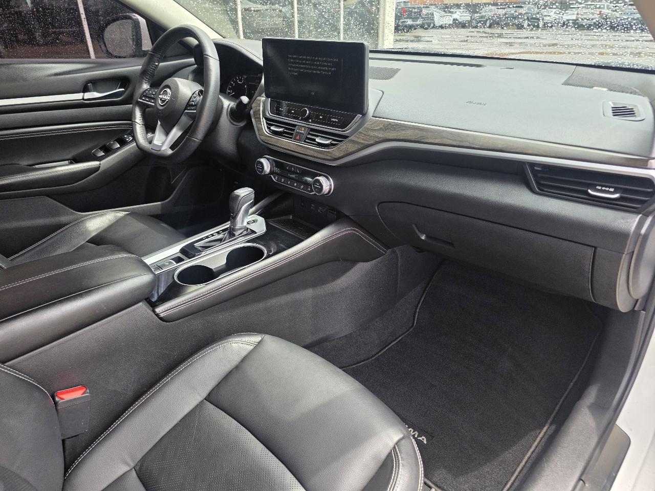 Nissan Altima 2.5 SL Sedan 2023