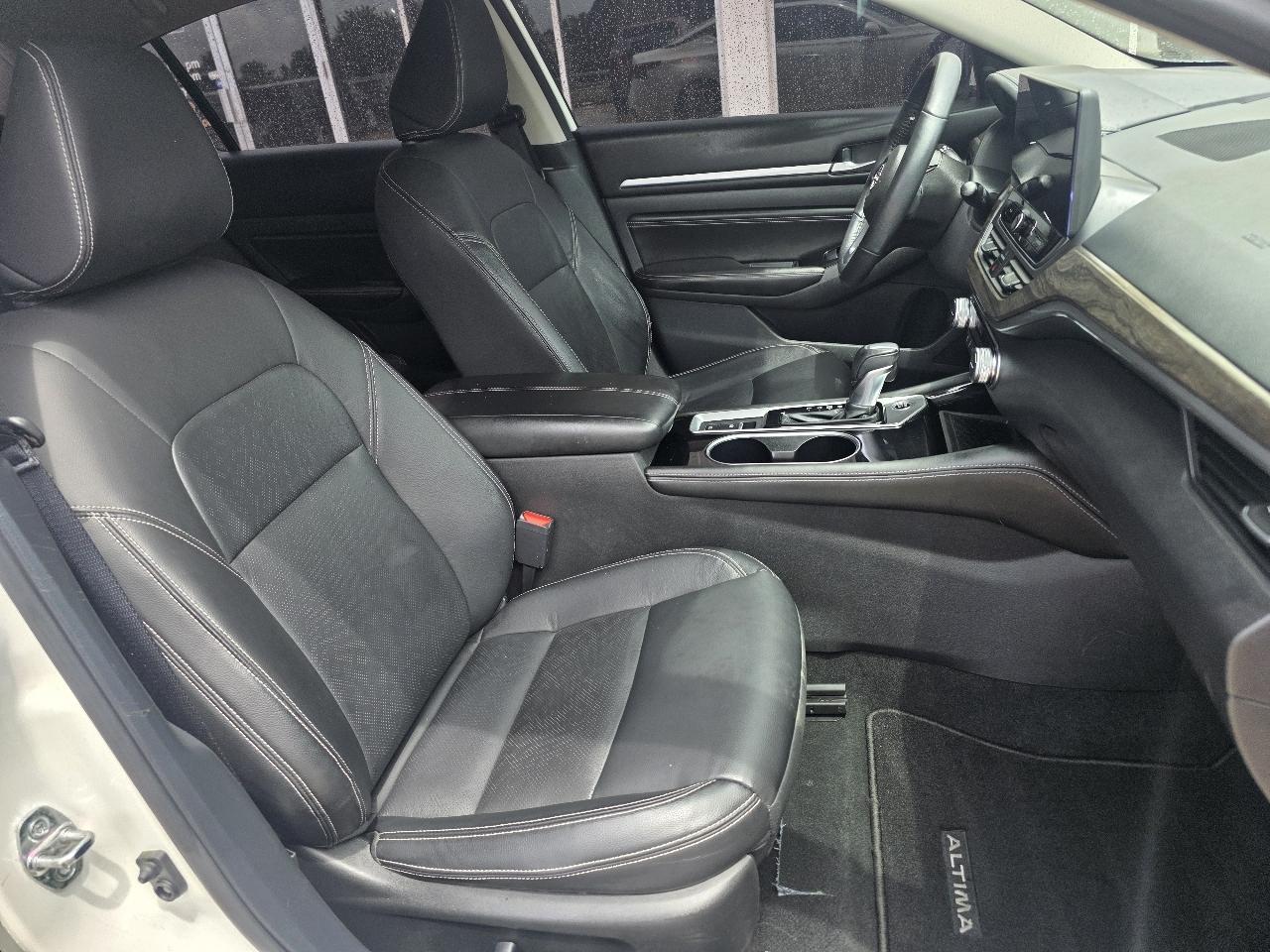 Nissan Altima 2.5 SL Sedan 2023