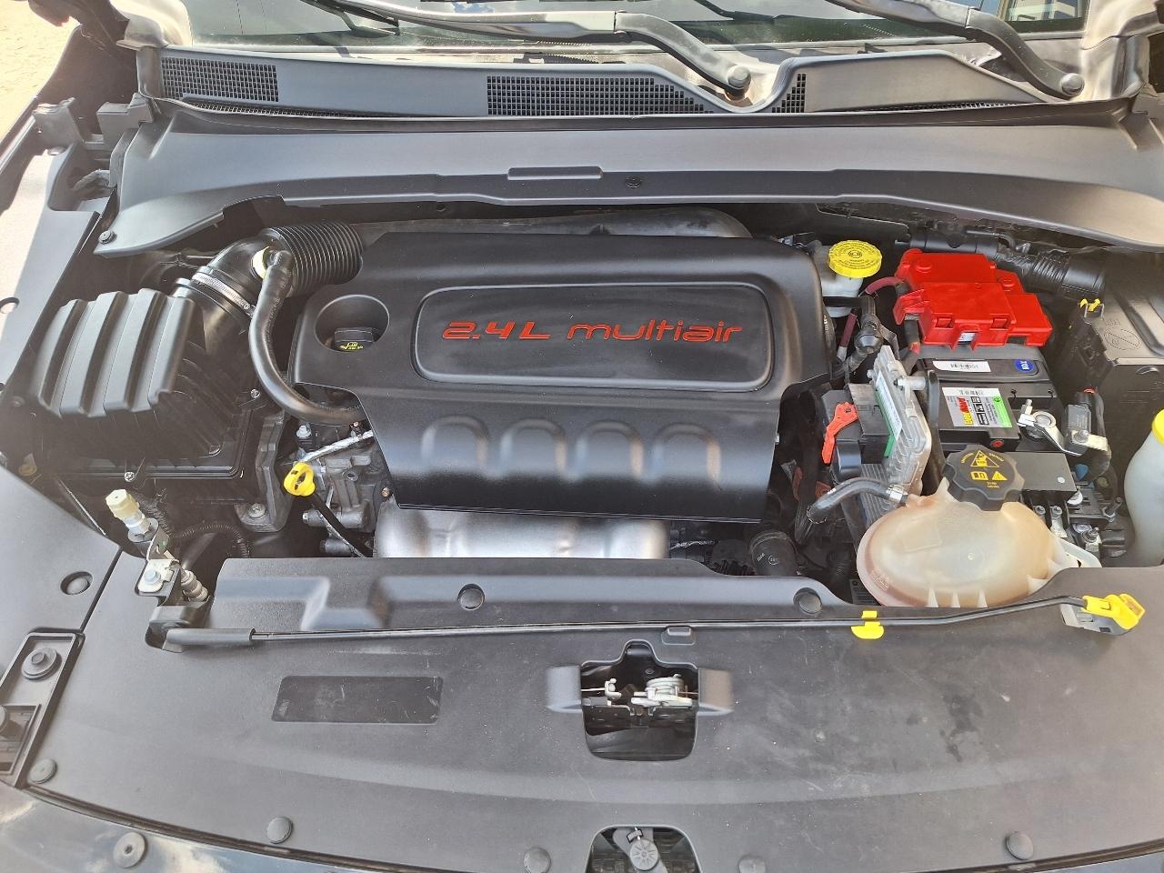Jeep Compass Latitude w/Sun/Wheel Pkg FWD 2019