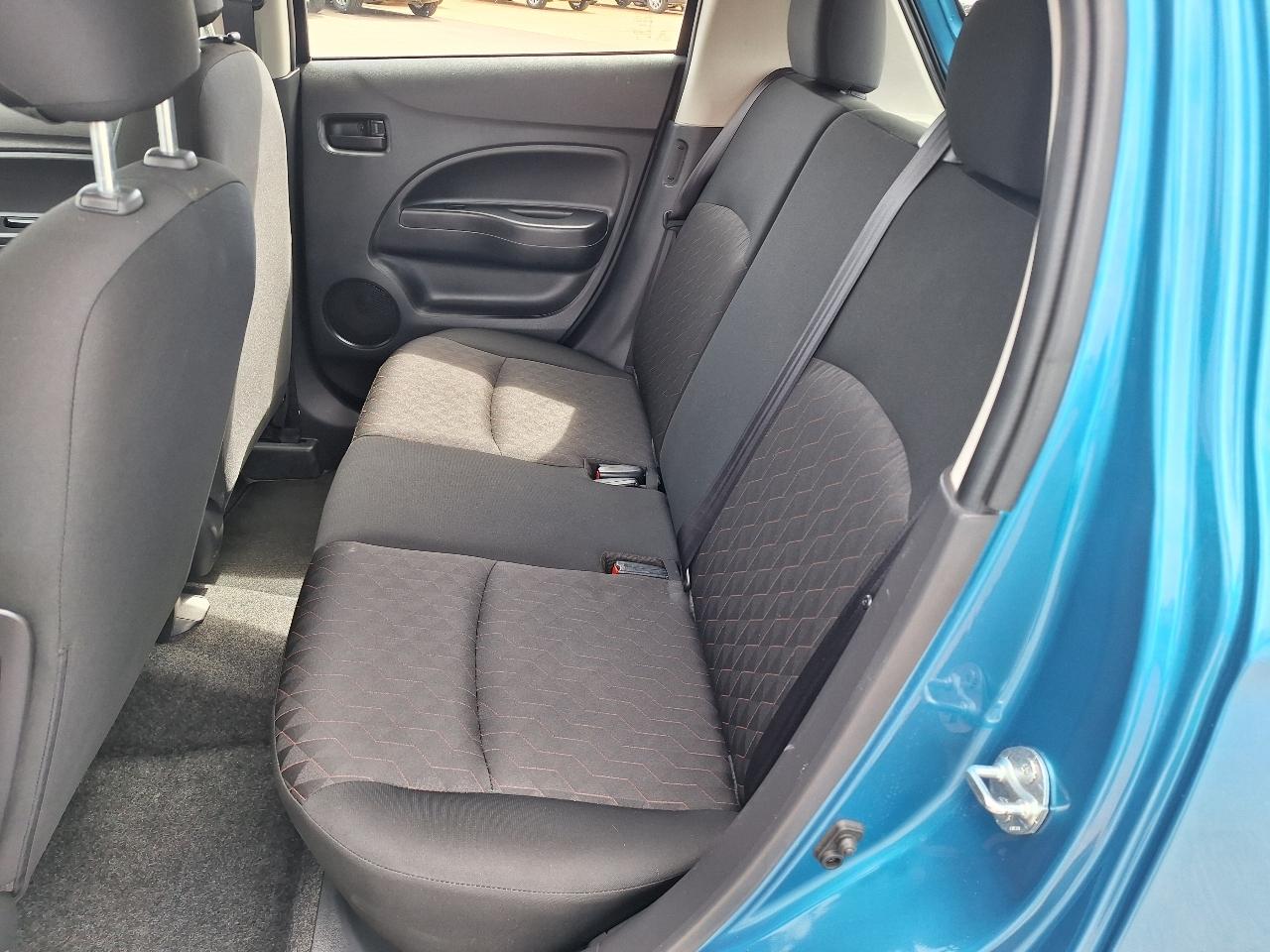 Mitsubishi Mirage ES CVT 2024