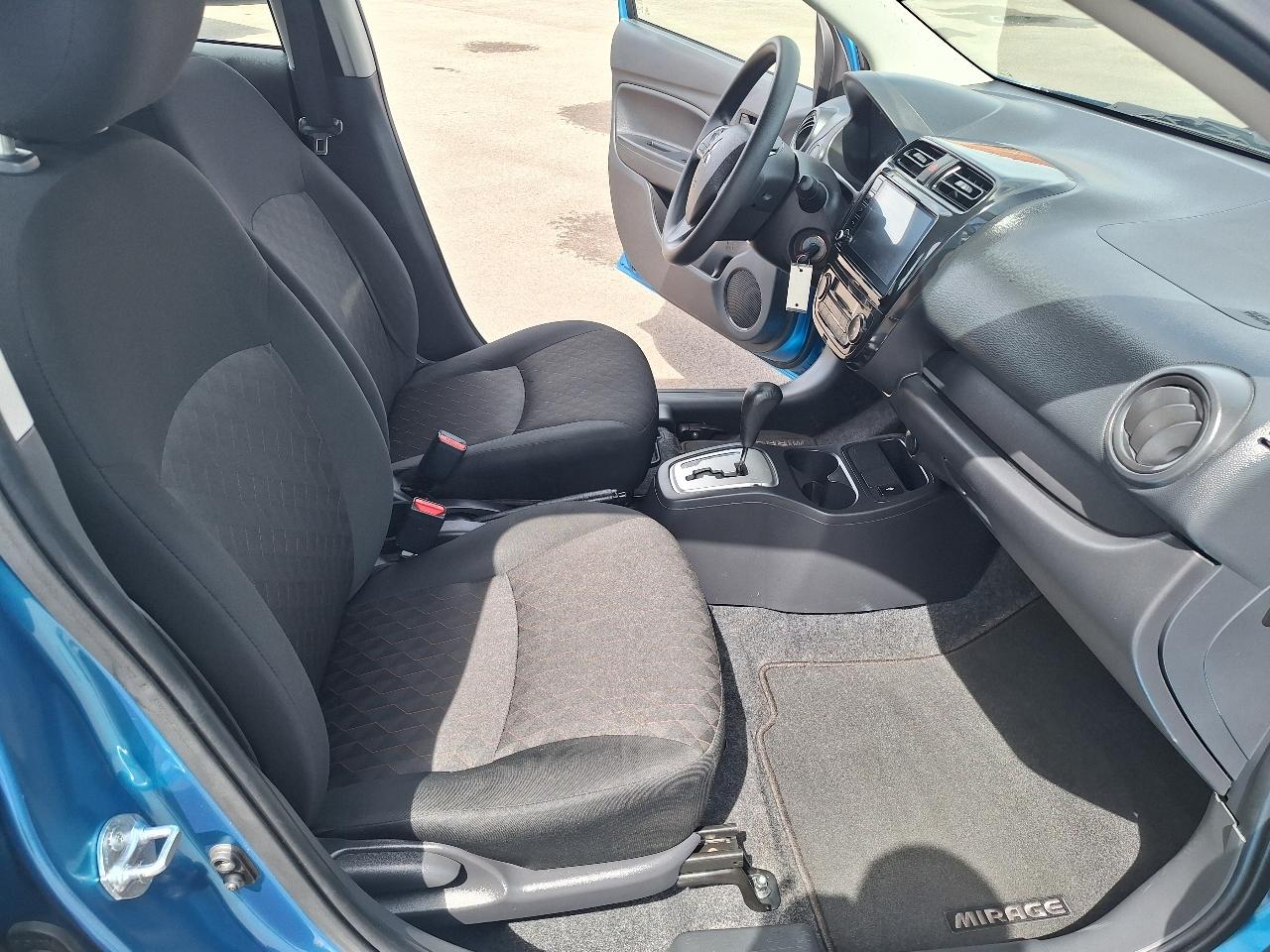 Mitsubishi Mirage ES CVT 2024