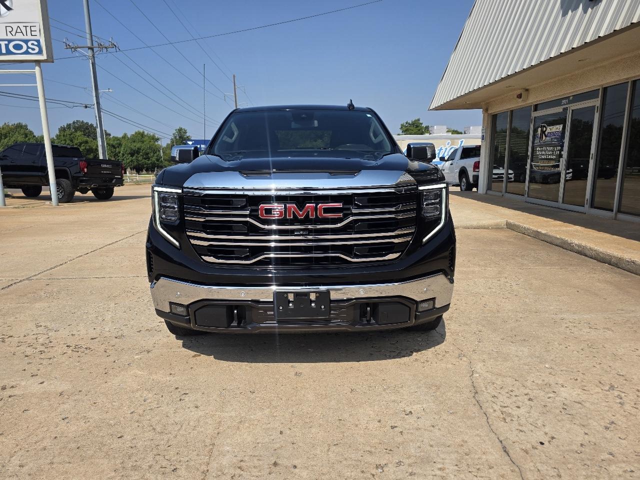 GMC Sierra 1500 4WD Crew Cab 157" SLT 2022
