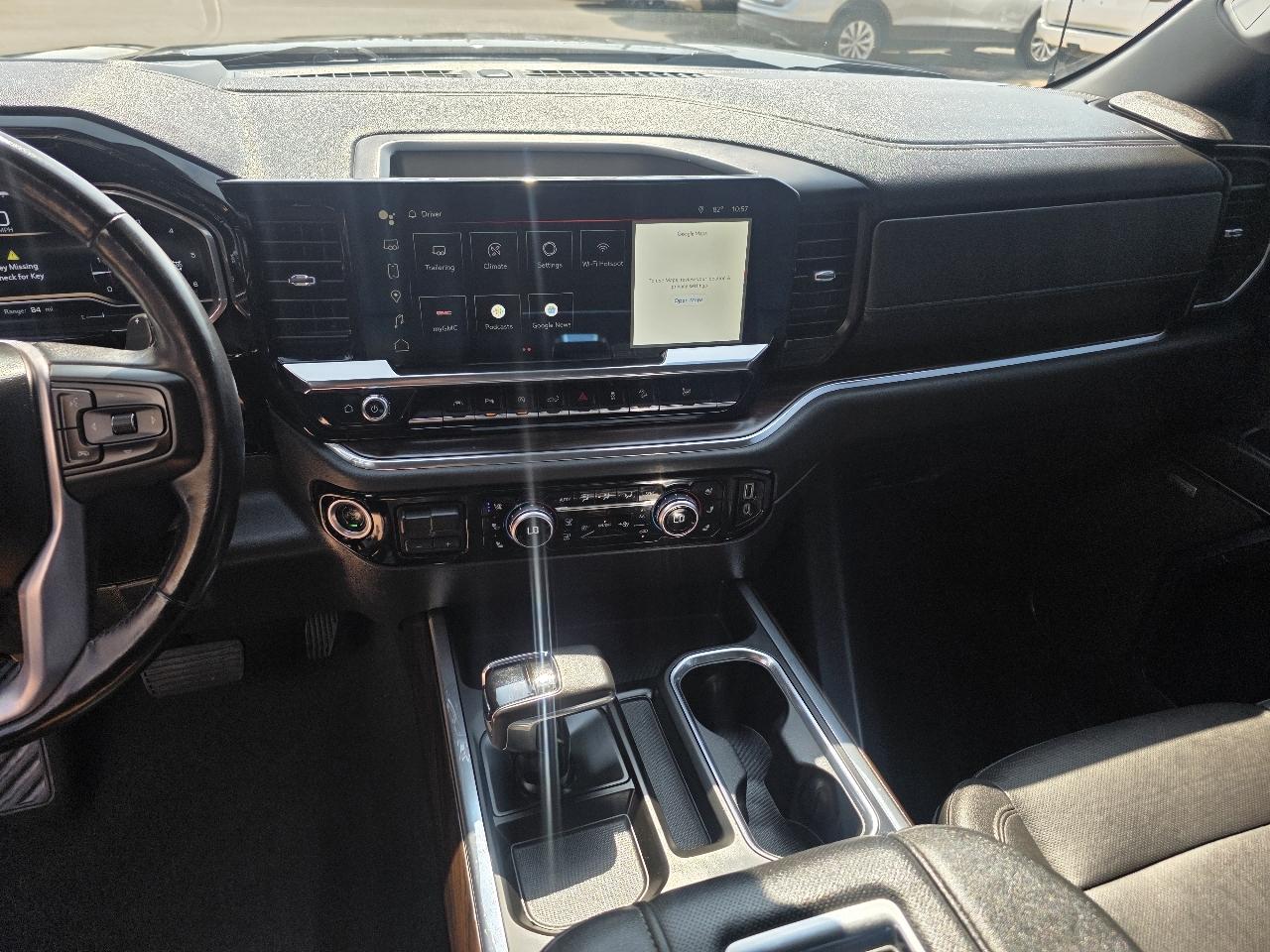 GMC Sierra 1500 4WD Crew Cab 157" SLT 2022