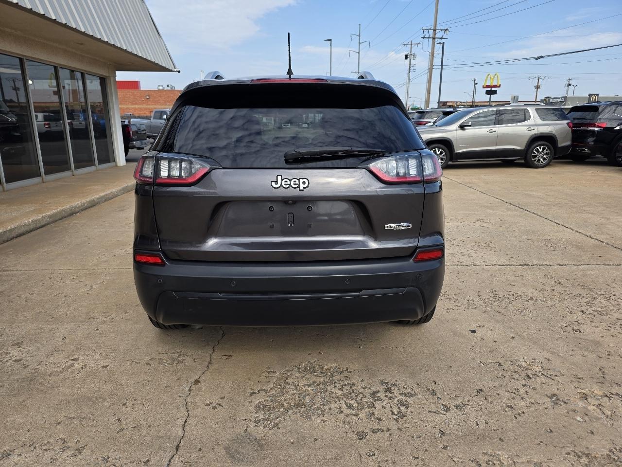Jeep Cherokee Latitude Plus FWD 2020