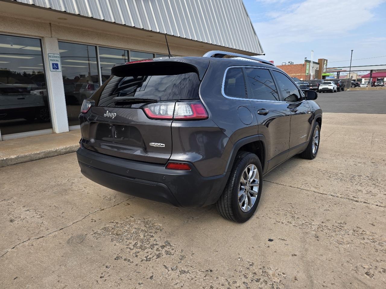 Jeep Cherokee Latitude Plus FWD 2020