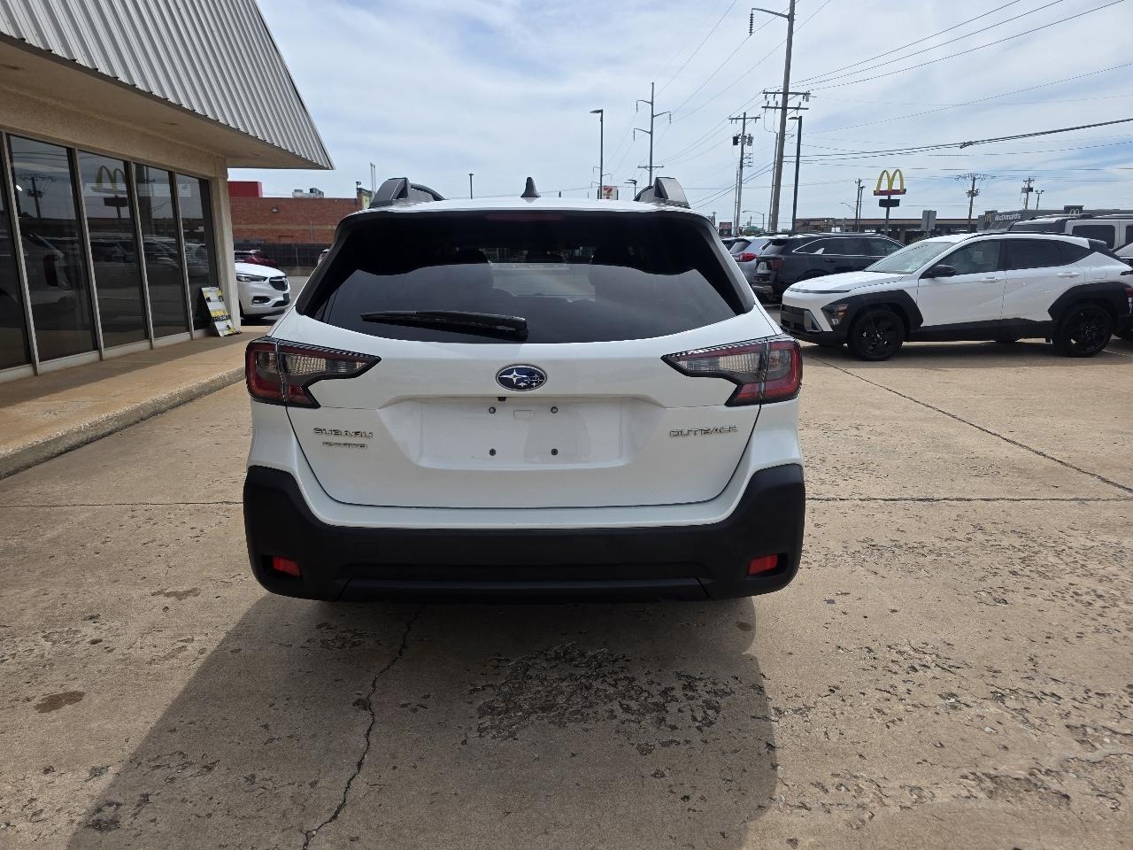 Subaru Outback Premium CVT 2023