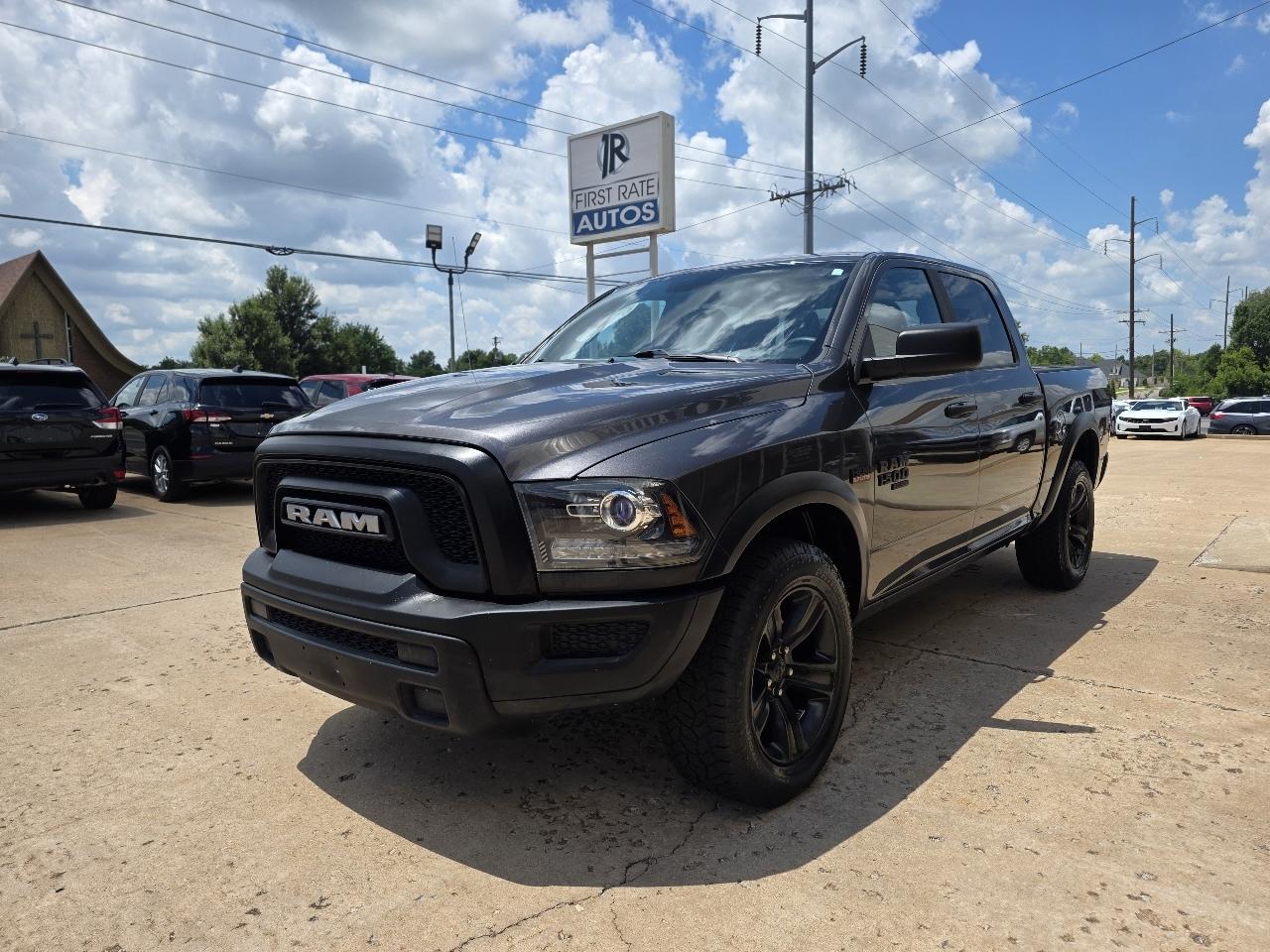 RAM 1500 Classic Warlock 4x4 Crew Cab 5'7" Box 2021