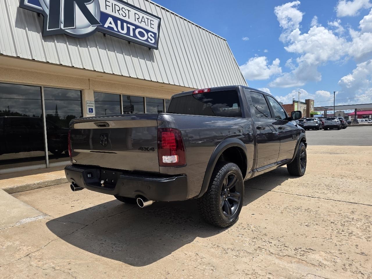 RAM 1500 Classic Warlock 4x4 Crew Cab 5'7" Box 2021