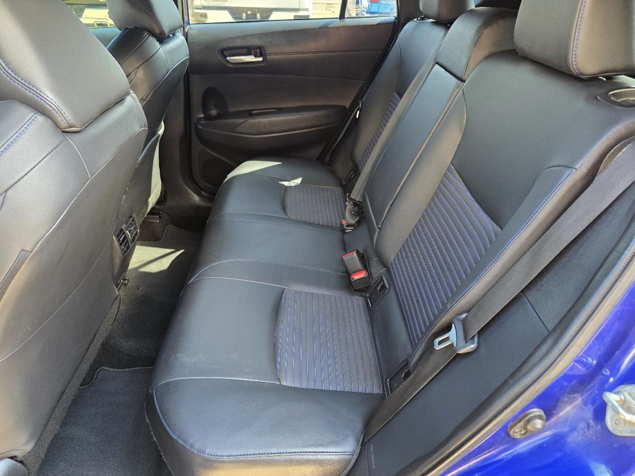 Toyota Corolla Cross Hybrid XSE 4WD (Natl) 2023