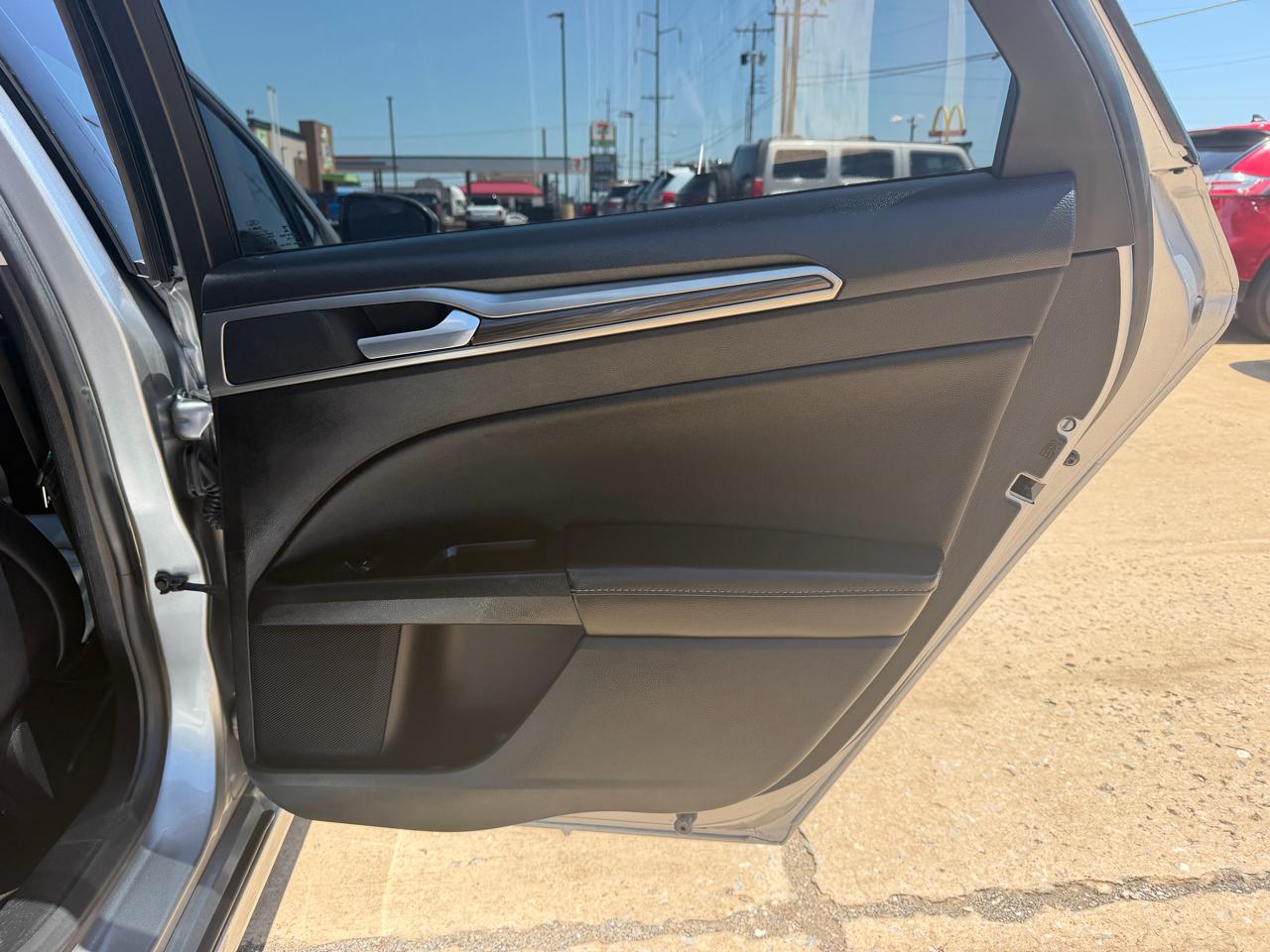 Ford Fusion SEL FWD 2020