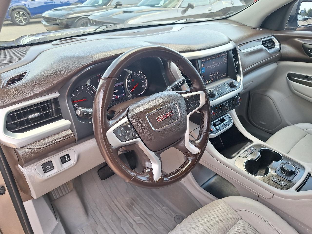 GMC Acadia AWD 4dr SLT 2023