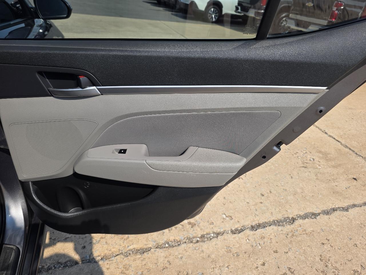Hyundai Elantra SEL Auto 2019