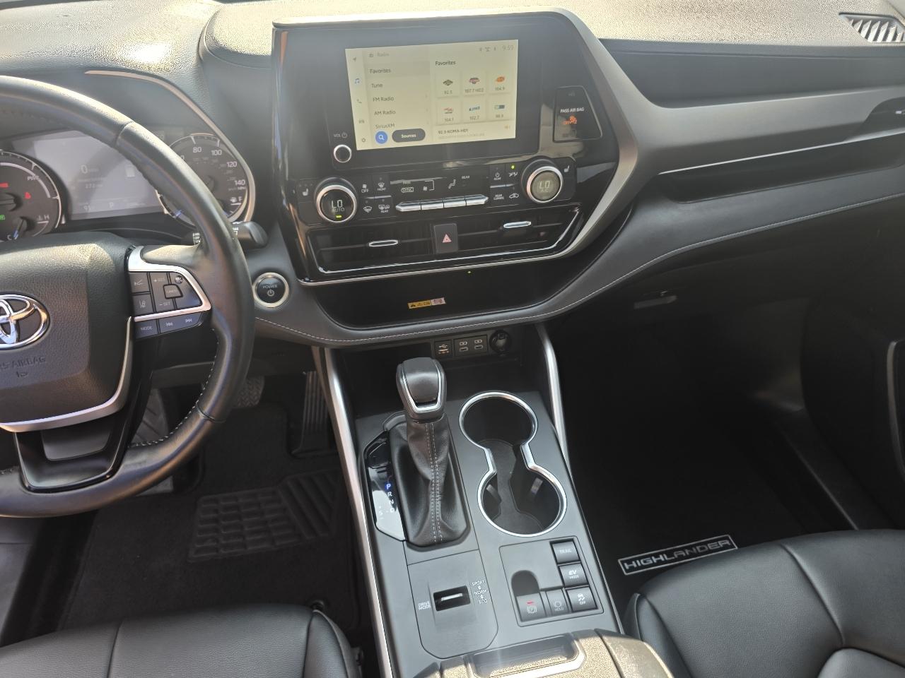 Toyota Highlander Hybrid XLE AWD (Natl) 2024