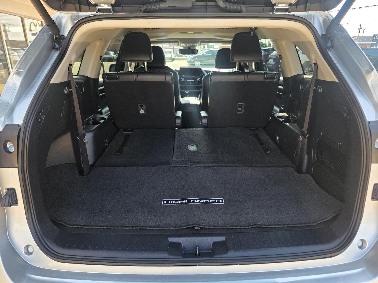 Toyota Highlander Hybrid XLE AWD (Natl) 2024