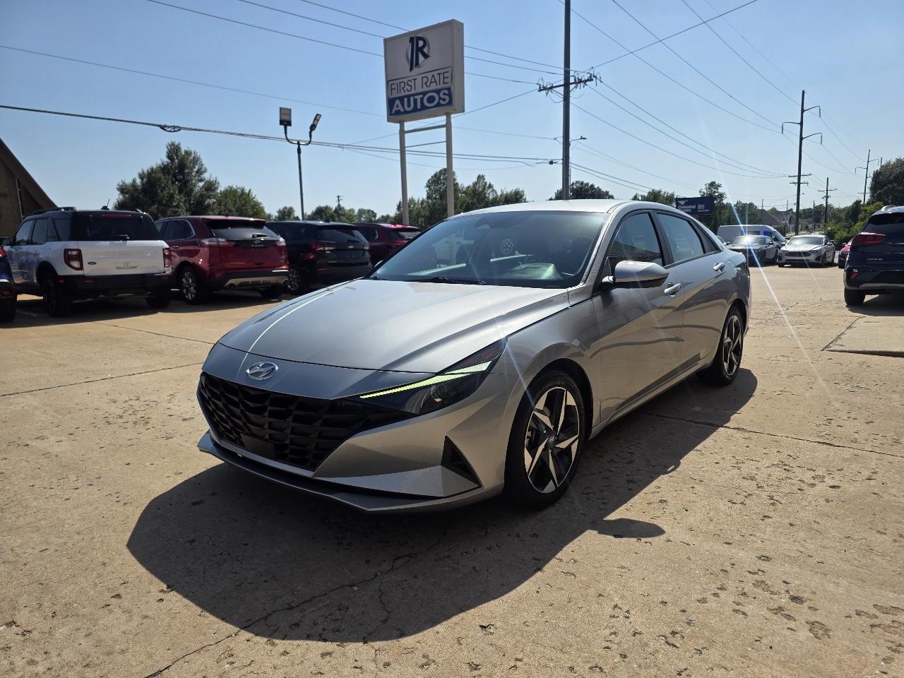 Hyundai Elantra SEL IVT 2023