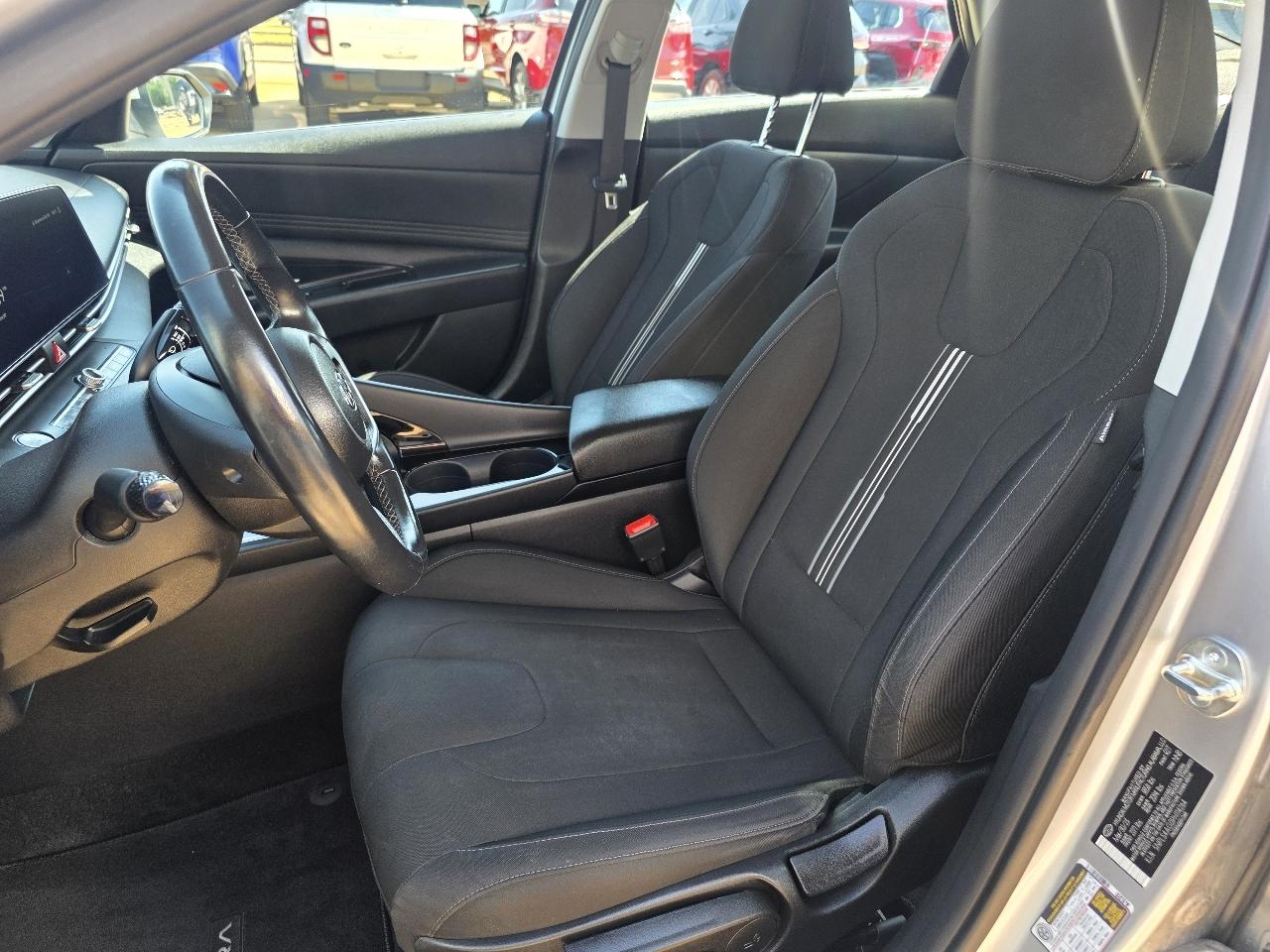 Hyundai Elantra SEL IVT 2023