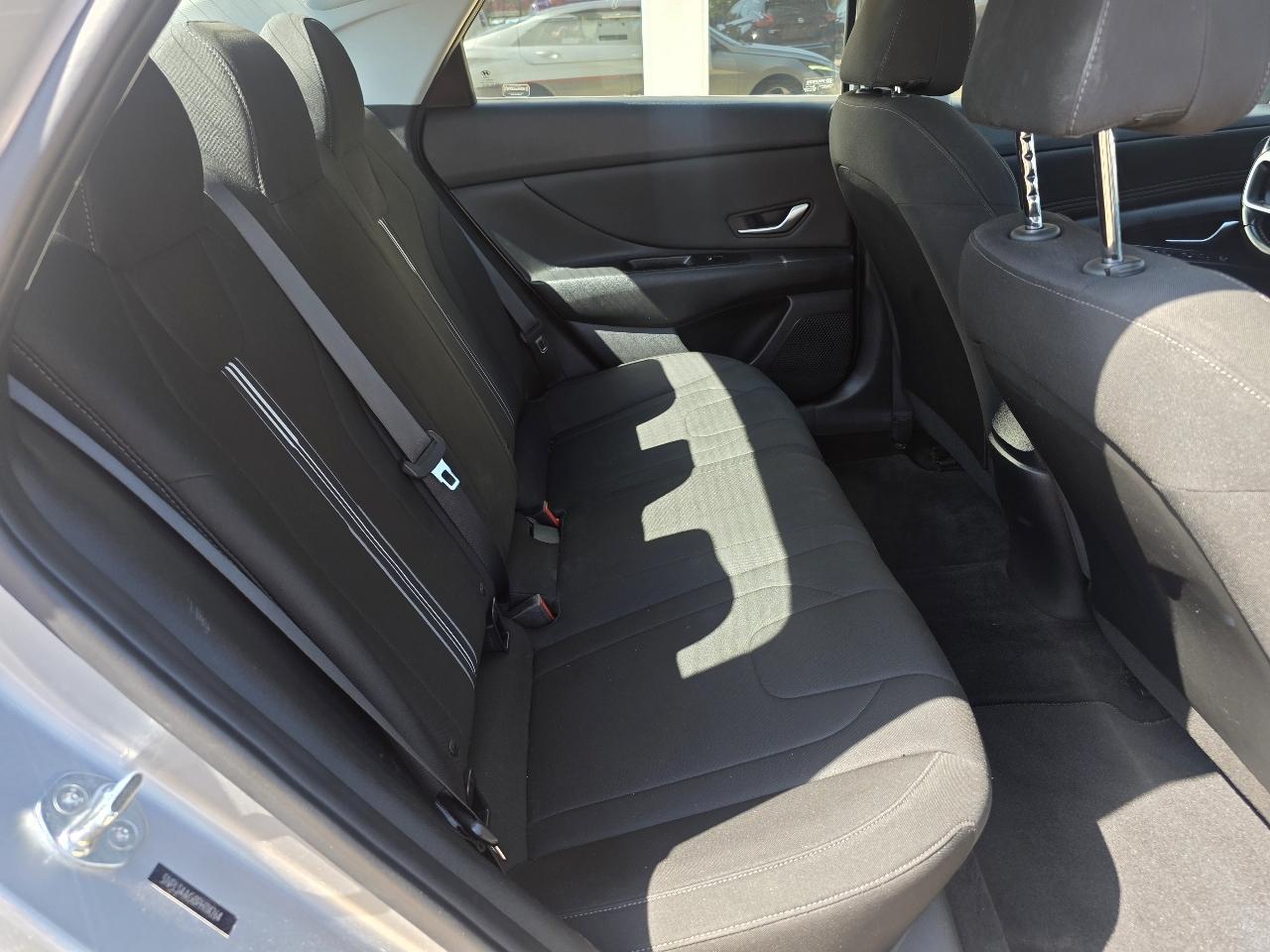 Hyundai Elantra SEL IVT 2023