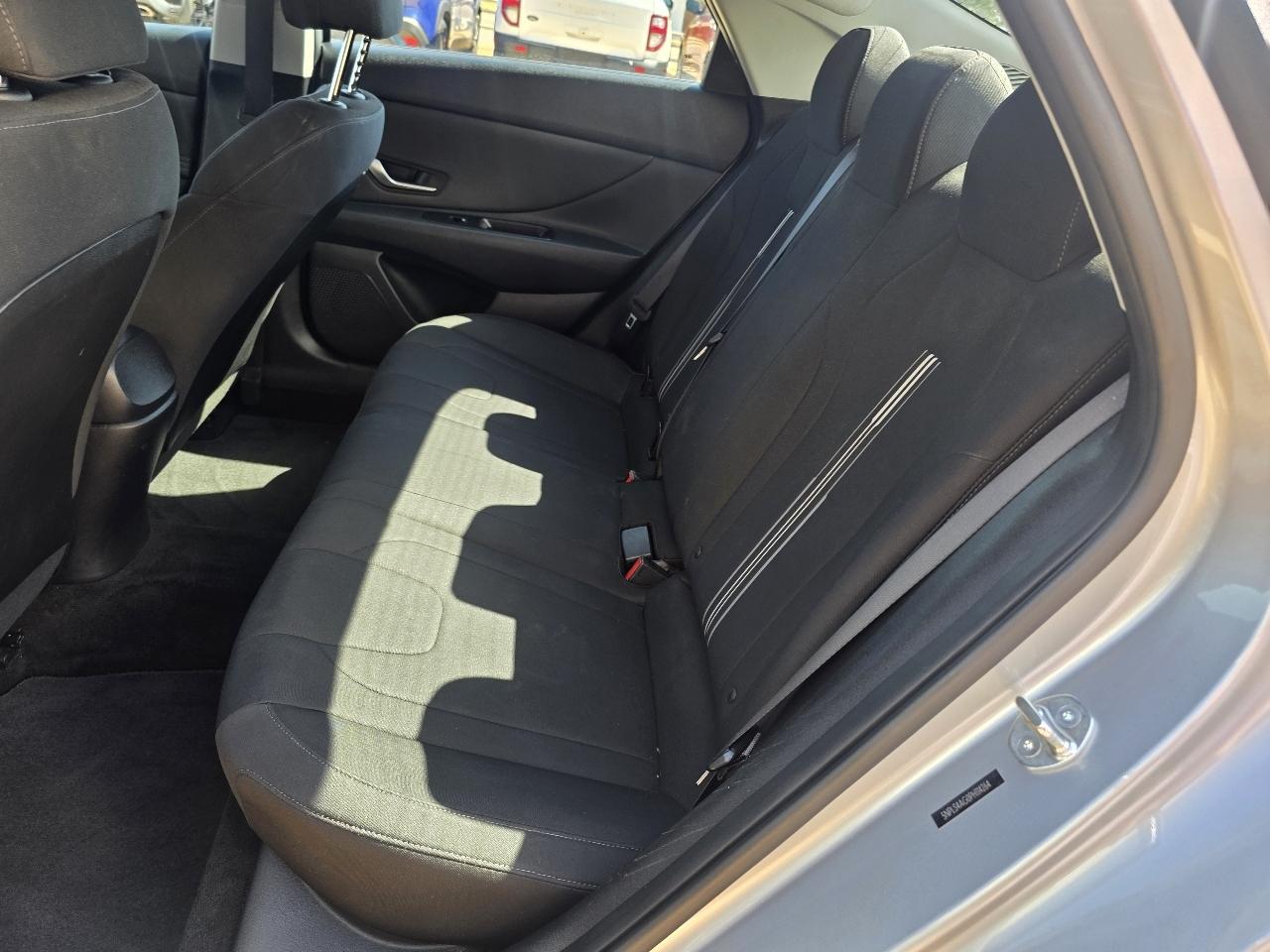 Hyundai Elantra SEL IVT 2023