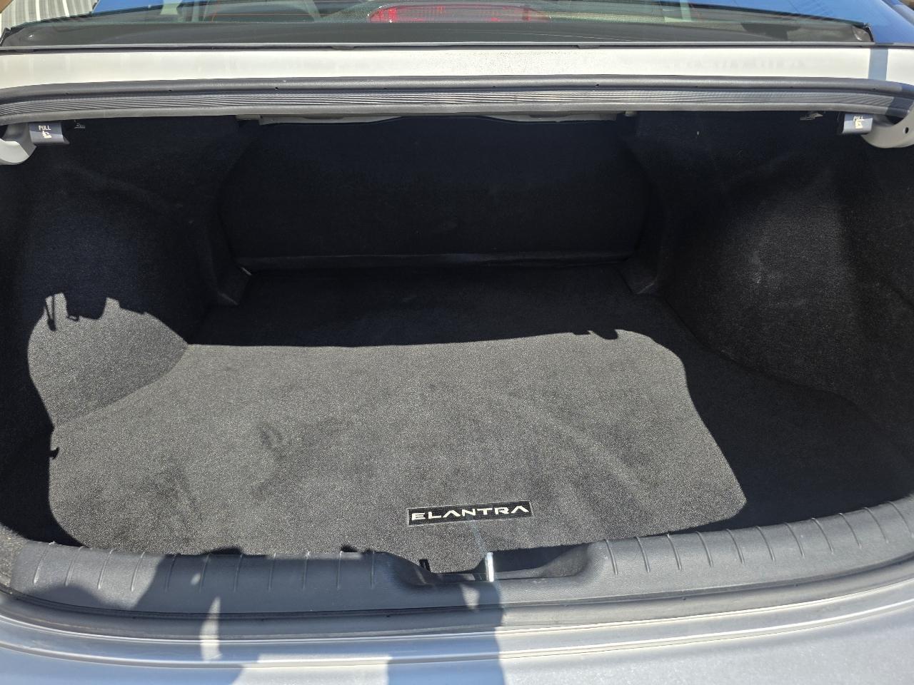 Hyundai Elantra SEL IVT 2023