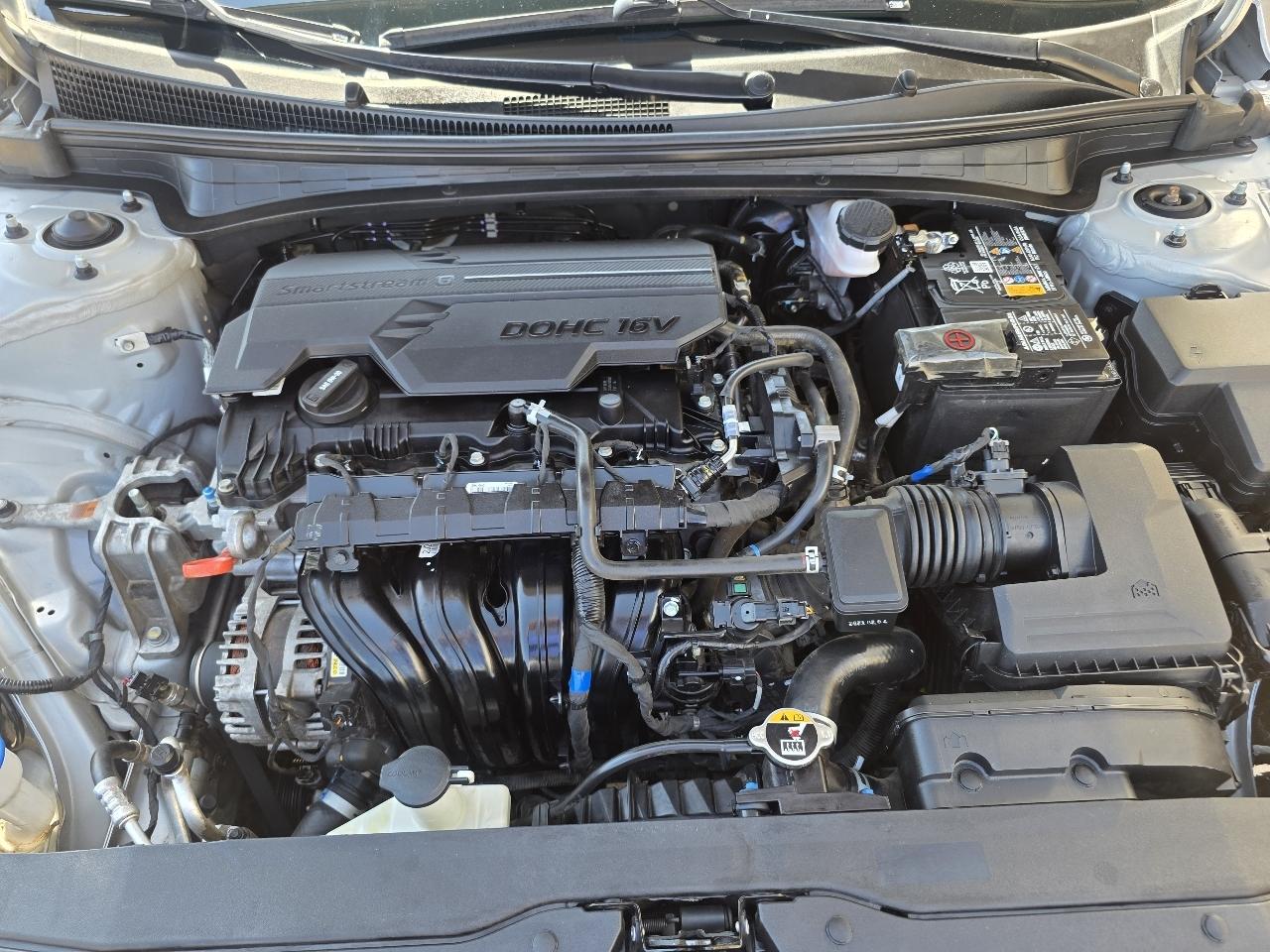 Hyundai Elantra SEL IVT 2023