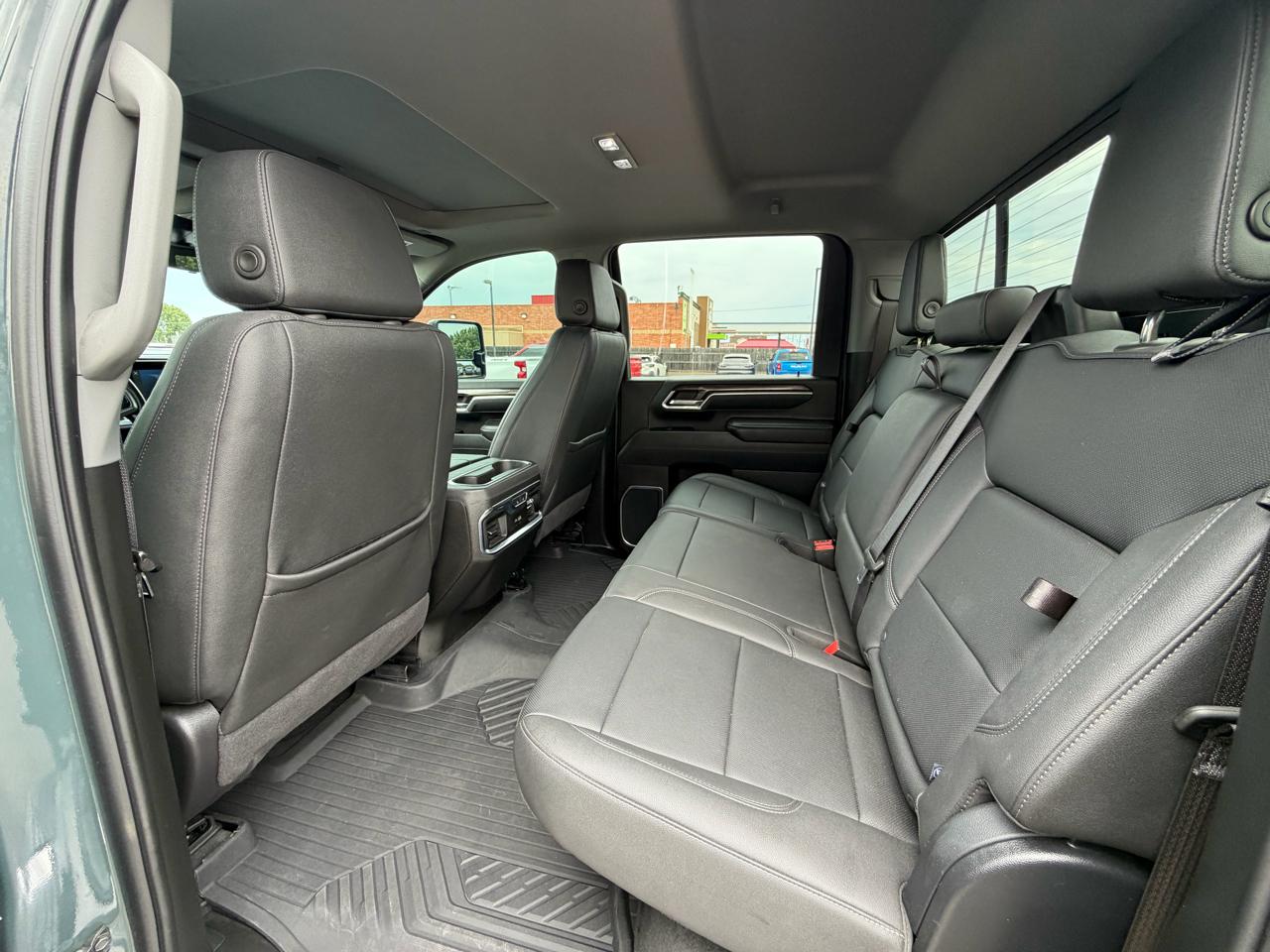 Chevrolet Silverado 2500HD 4WD Crew Cab 159" LTZ 2025