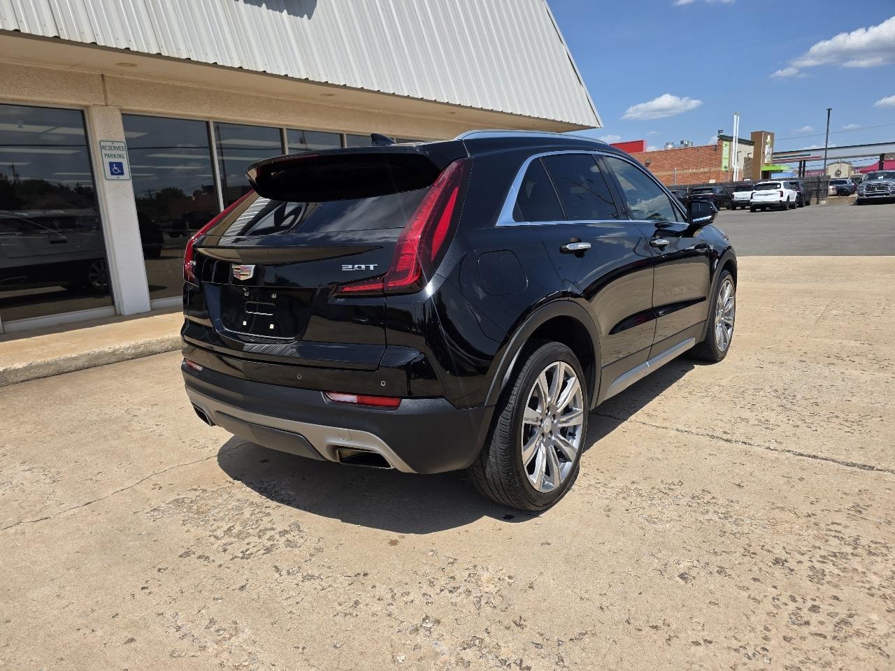 Cadillac XT4 FWD 4dr Premium Luxury 2019