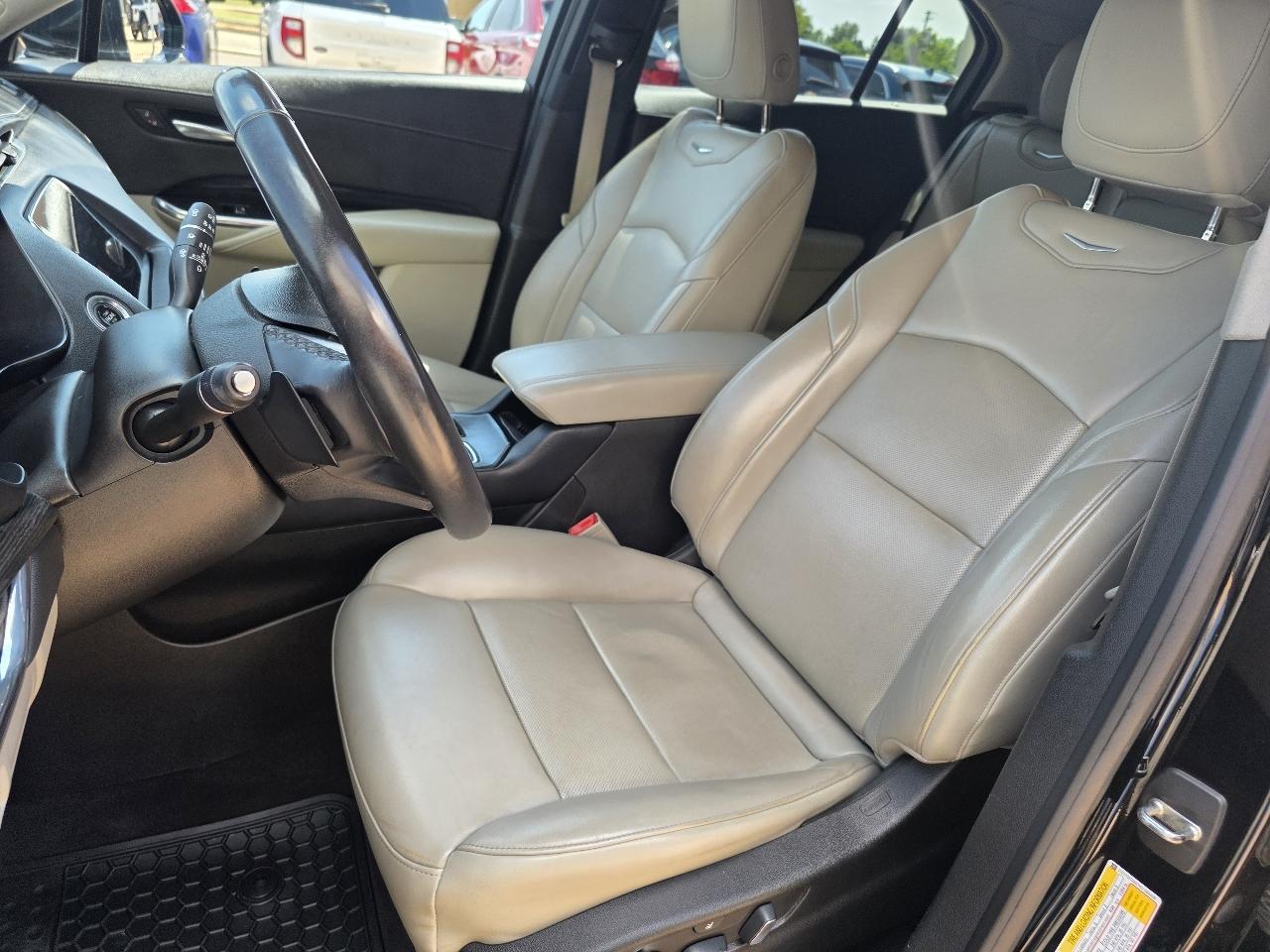 Cadillac XT4 FWD 4dr Premium Luxury 2019