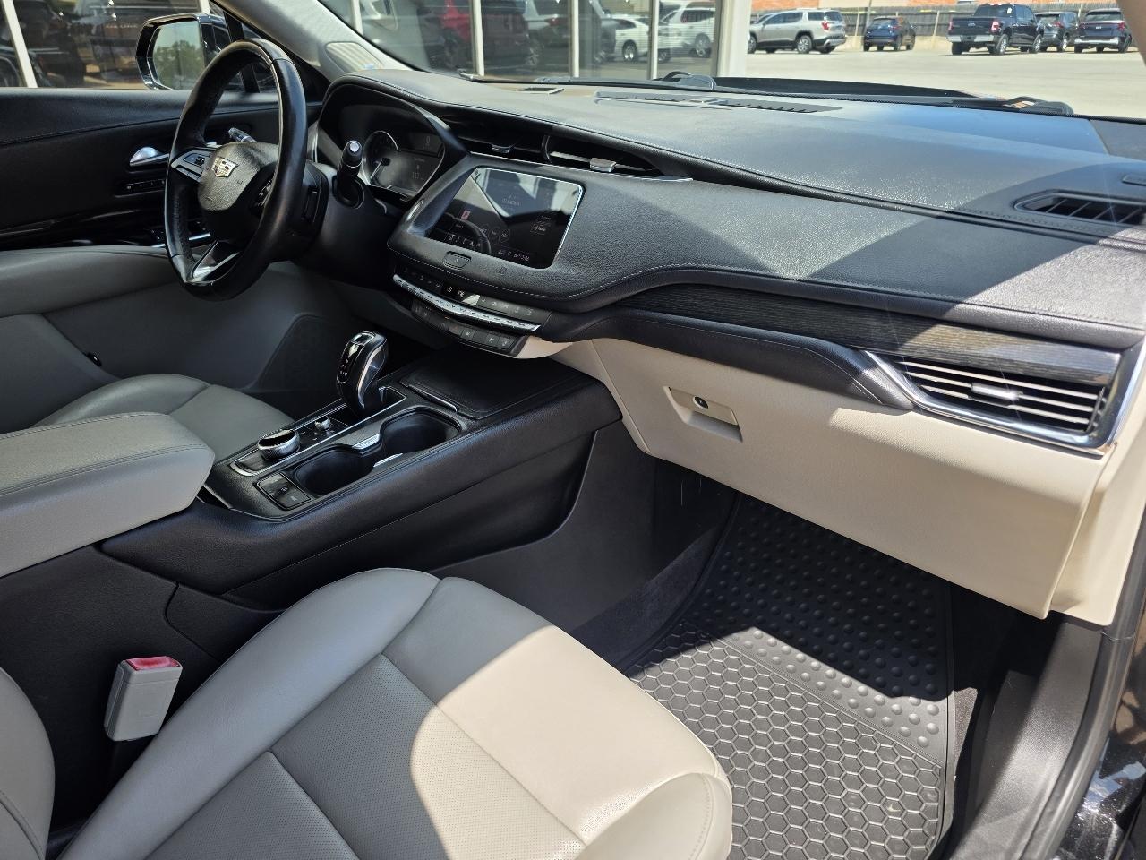 Cadillac XT4 FWD 4dr Premium Luxury 2019