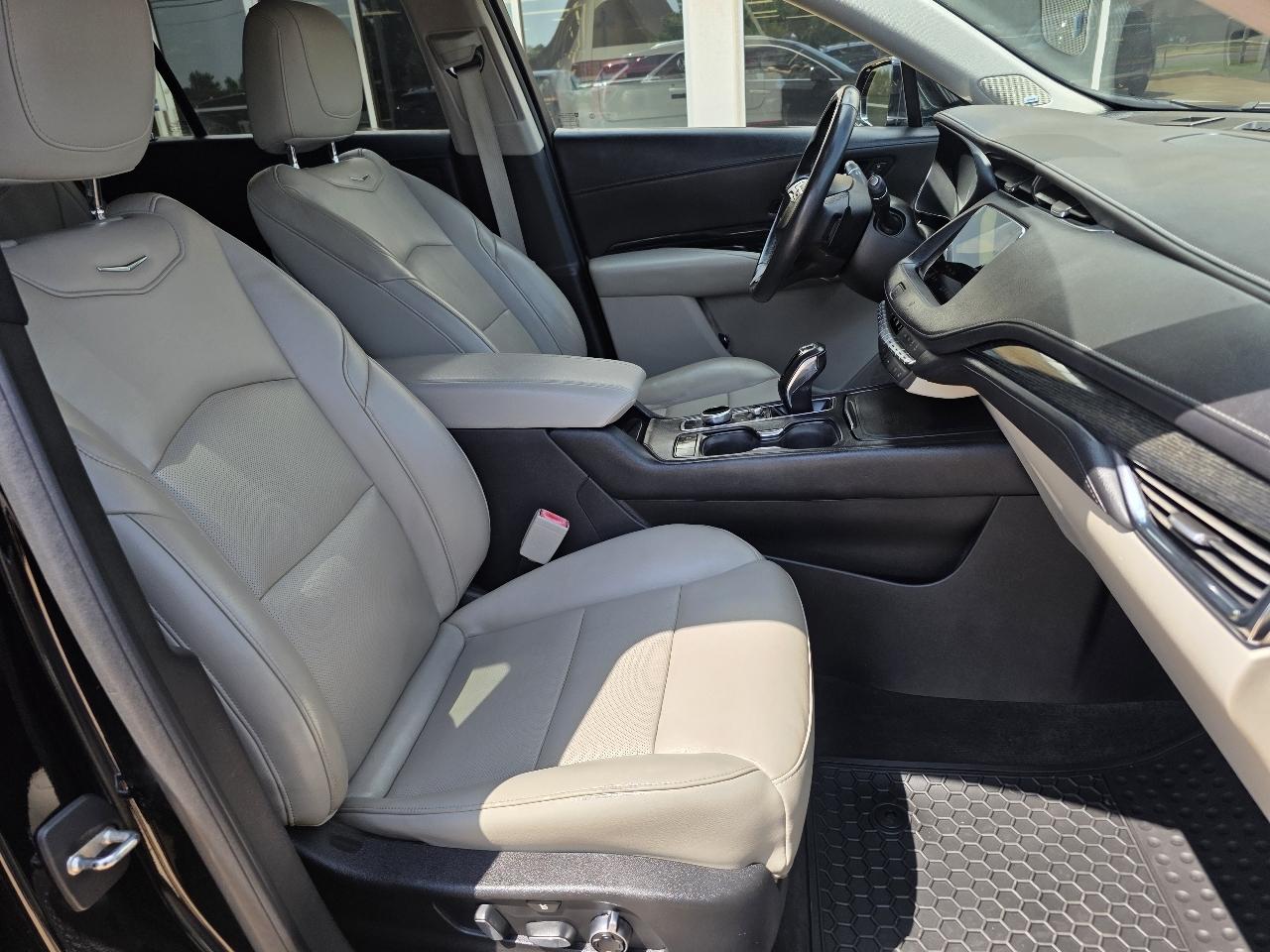 Cadillac XT4 FWD 4dr Premium Luxury 2019