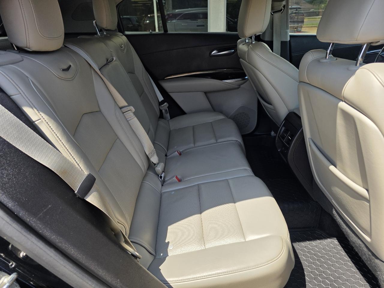 Cadillac XT4 FWD 4dr Premium Luxury 2019