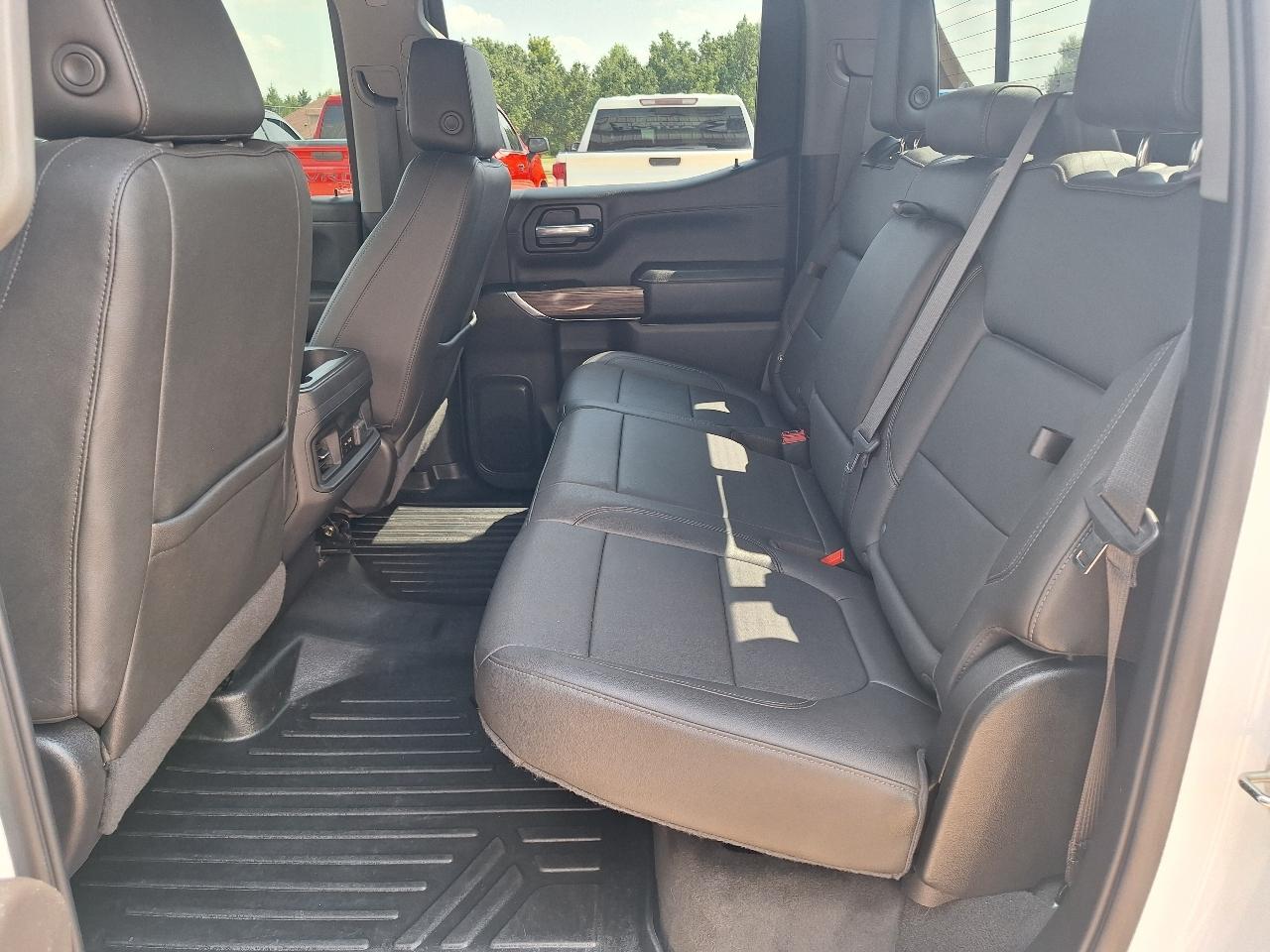 Chevrolet Silverado 1500 4WD Crew Cab 147" RST 2021